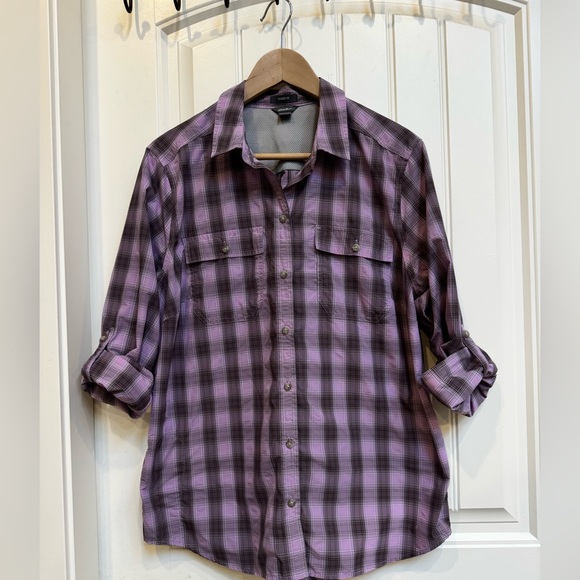 Eddie Bauer Classic Fit Purple Plaid Adjustable Sleeve Technical Button Down. XL - Picture 2 of 8